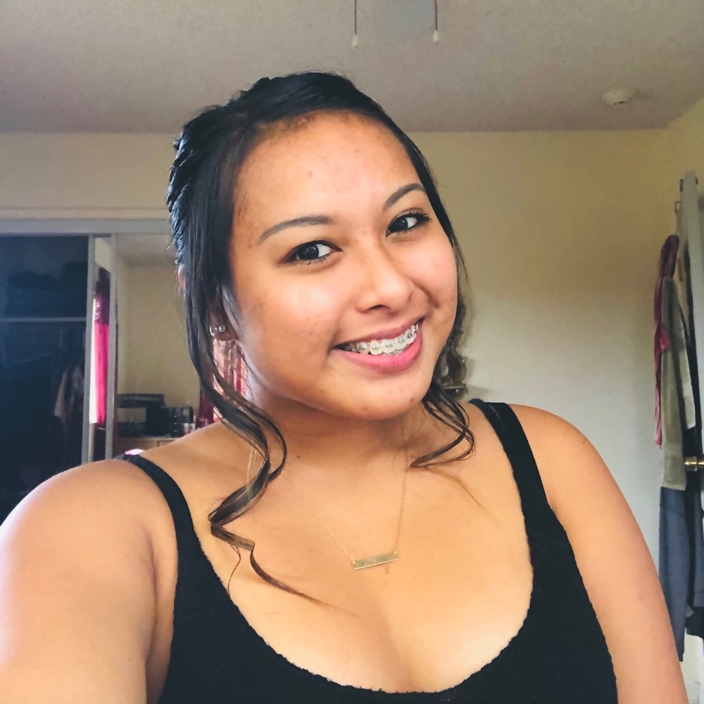 Meet your Posher, Malia nicole